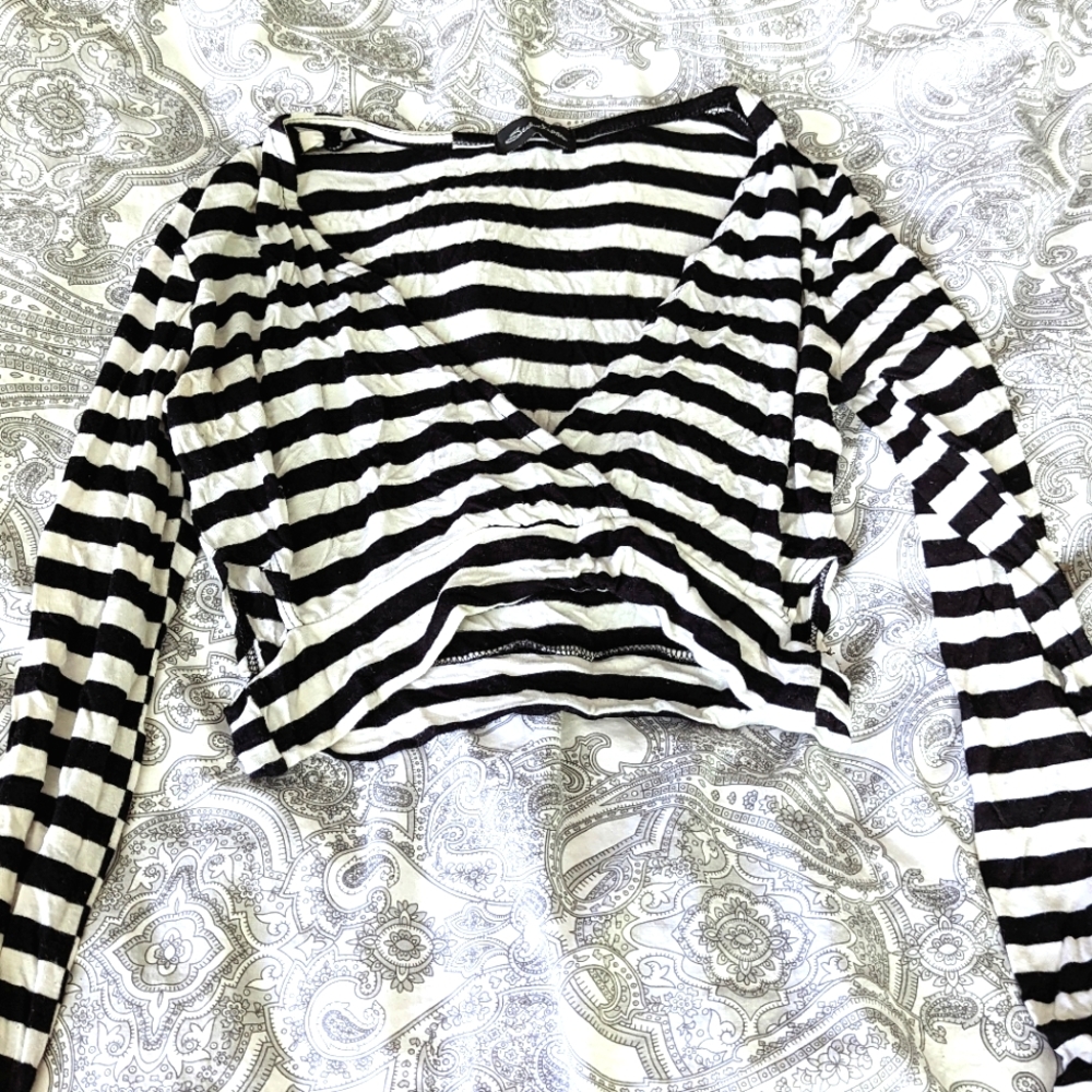Crop, striped top